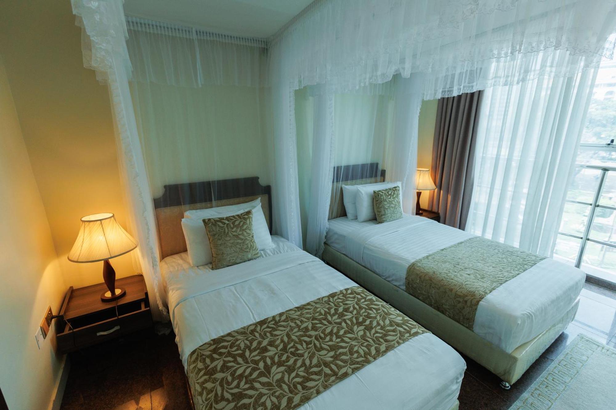 Koki Hotel 캄팔라 외부 사진
